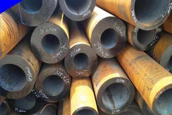 黄岛黄岛黄岛42CrMo无缝钢管 汽车工程机械配件合金无缝管